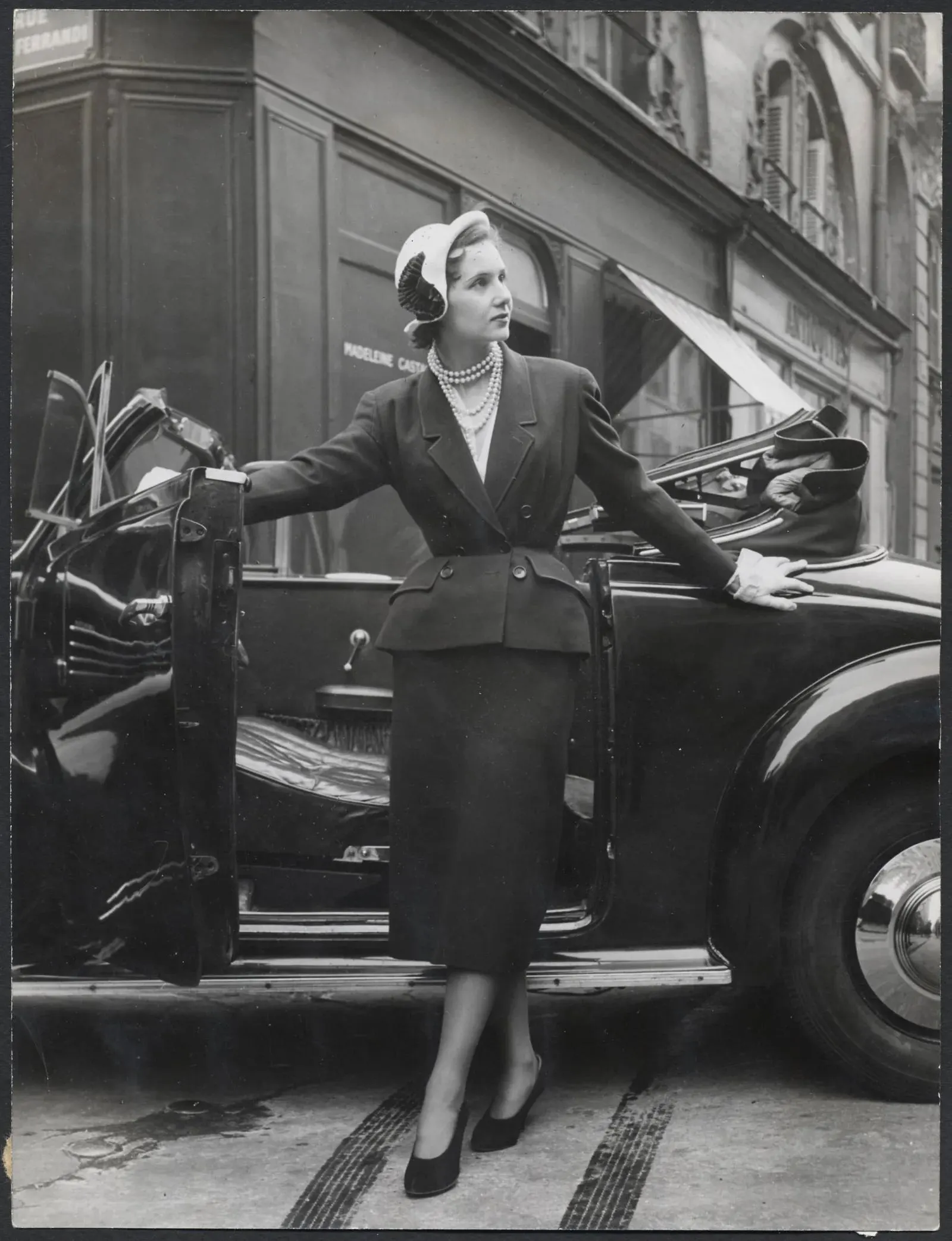 1950s Navy Silk Couture Bar Jacket with Button Pocket - Image 6