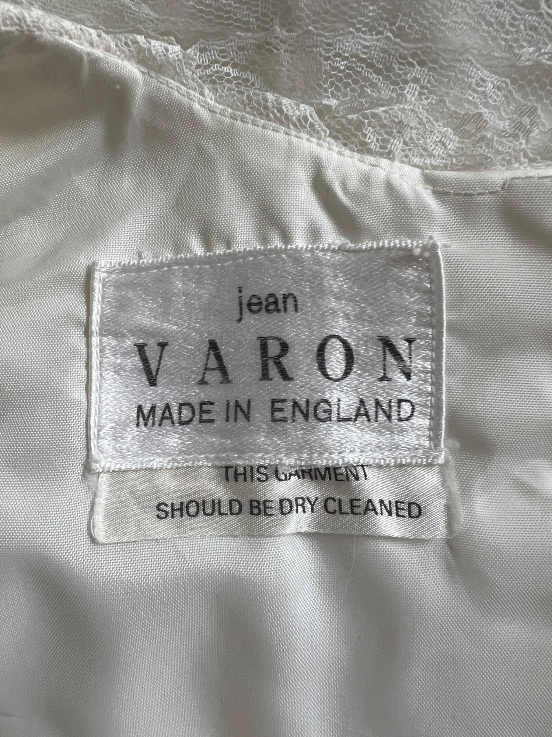 1960s Jean Varon White Sleeveless Ruffle Lace Dress - Image 10