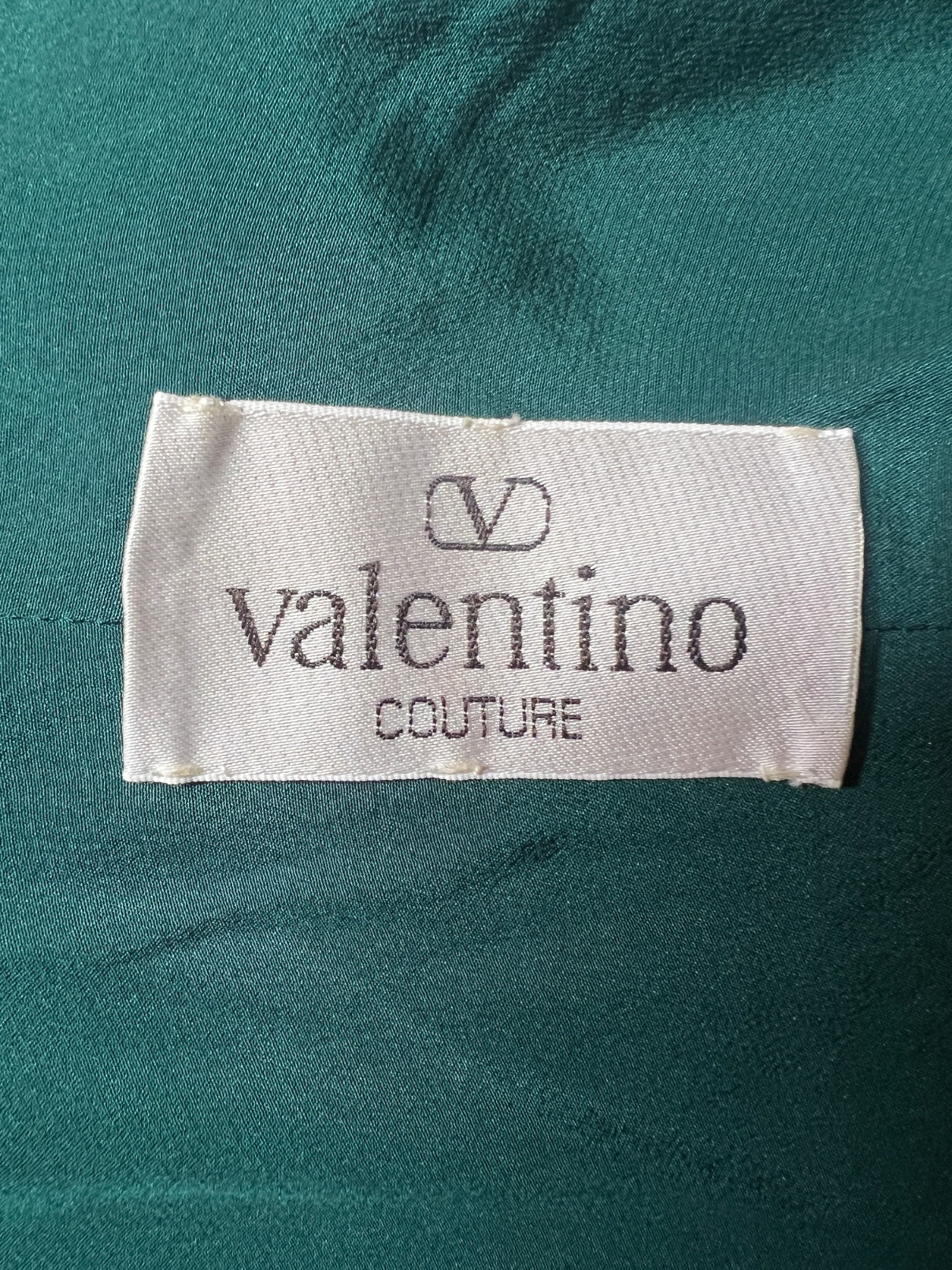 1983 Valentino Haute Couture Emerald Green Velvet and Wool Dress - Image 20